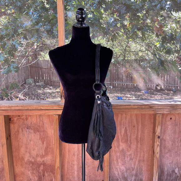 Lucky Brand Women's Large Black Leather Tasselled Shoulder Bag - Picture 1 of 13